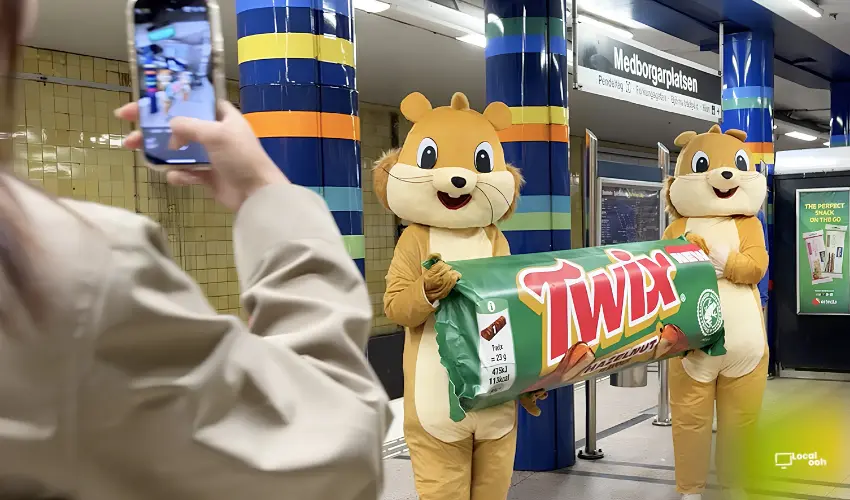 Twix Hazelnut Gets Stolen By Squirrels In A Playful Outdoor Campaign