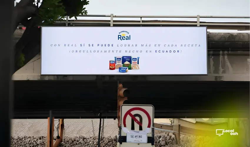 Hidden Support Campaign Backs Ecuador During World Cup