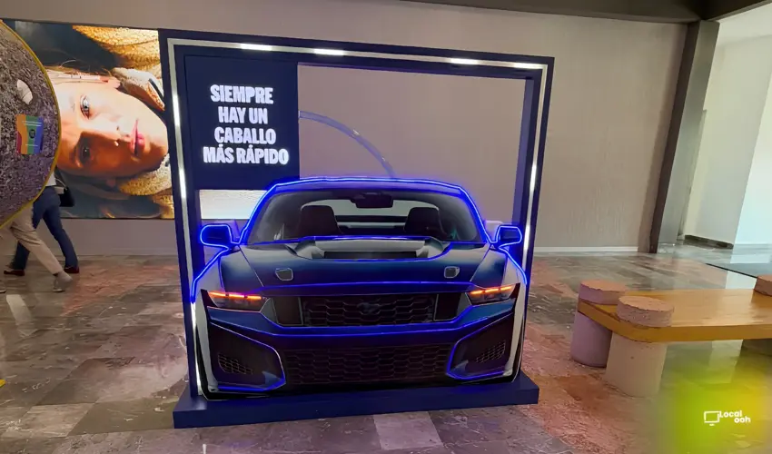 Ford Racing Brings Mustang Energy to Shopping Malls With a 3D OOH Activation